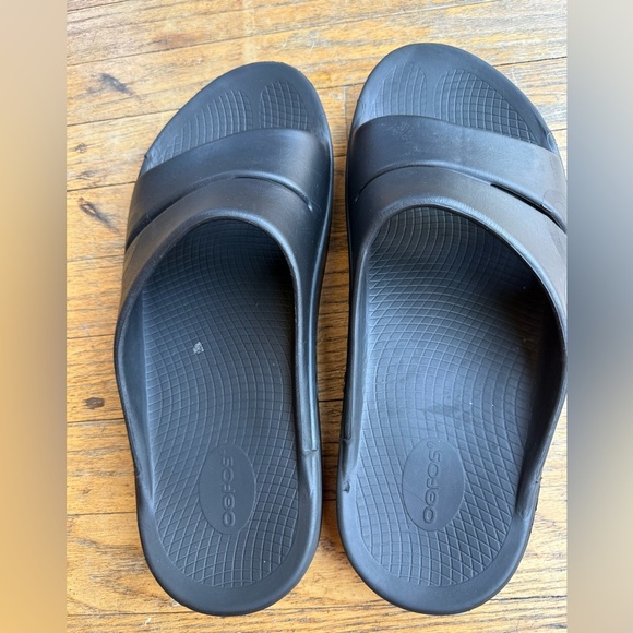 Oofos Ooahh Slides Sandals Black Recovery Slip On Comfort Shoes Men 14 Women 16 - Picture 2 of 7